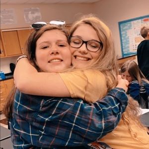 Meet your Posher, Ella